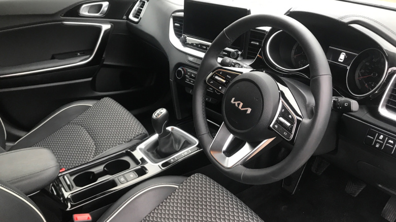 Kia Ceed 1.5T GDi ISG 138 3 5dr Petrol Estate